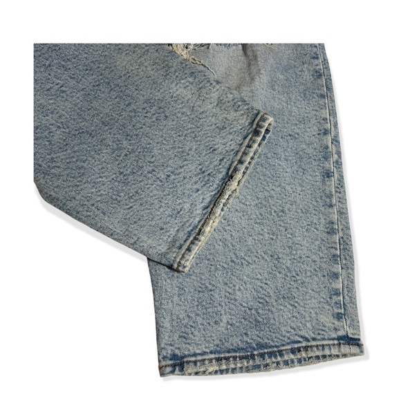 Abercrombie and Fitch Ultra High Rise 90s Straight Jean 18/34 short TikTok - Picture 9 of 16